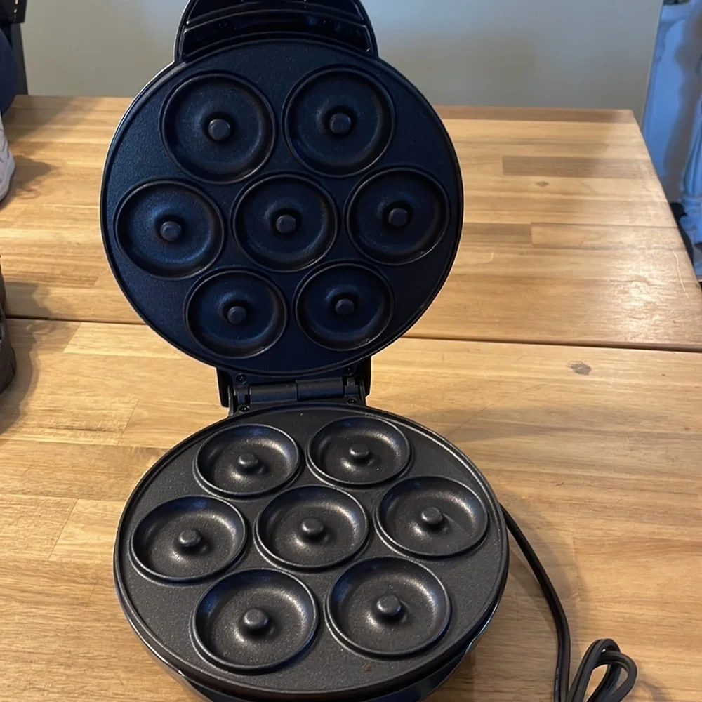 DASH donut maker